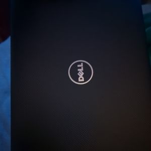 Dell Inspiron 15 laptop 15.6' touch screen